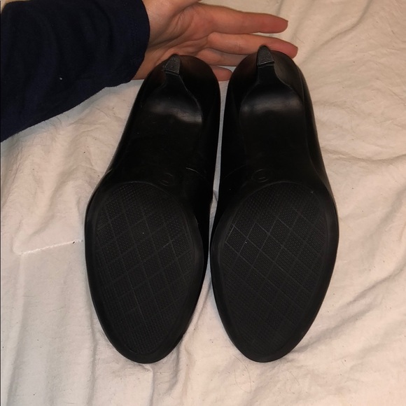 black merona heels - Picture 3 of 3